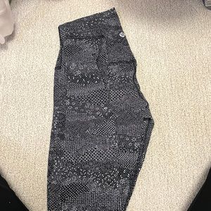 Lululemon align leggings, black and white pattern, barely worn, size 4